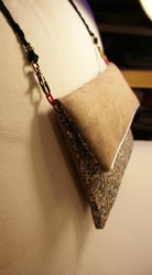 La pochette rversible bi-matires