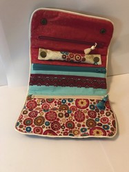Je couds une pochette  bijoux